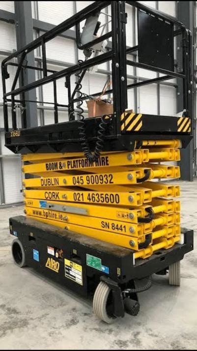 scissor lift hire cork